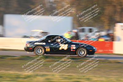 media/Jan-13-2024-CalClub SCCA (Sat) [[179f4822a7]]/Group 7/Sunset (Race)/